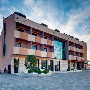 فندق Brandoli